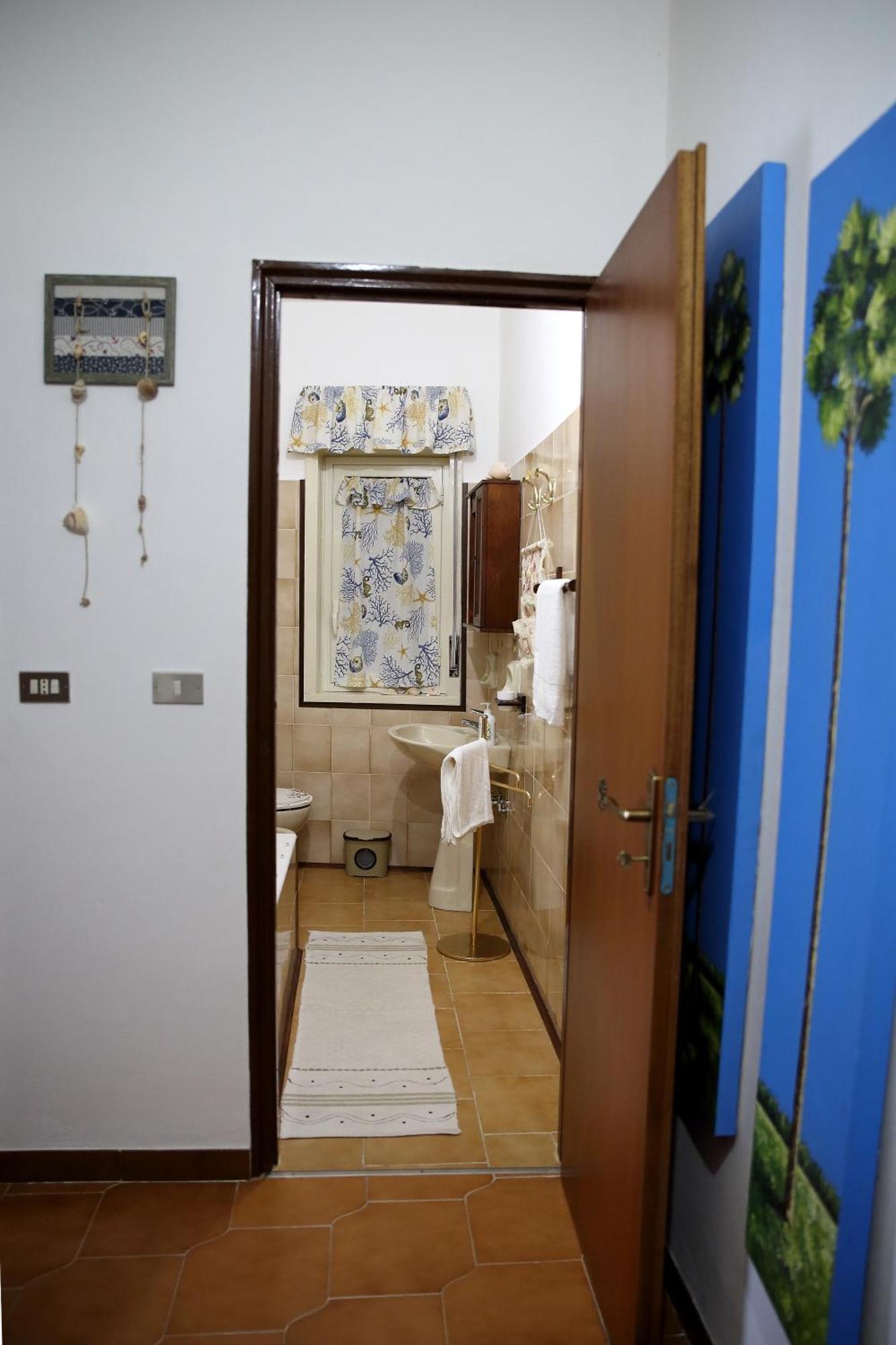 Villa Yellow House Licata Rom bilde